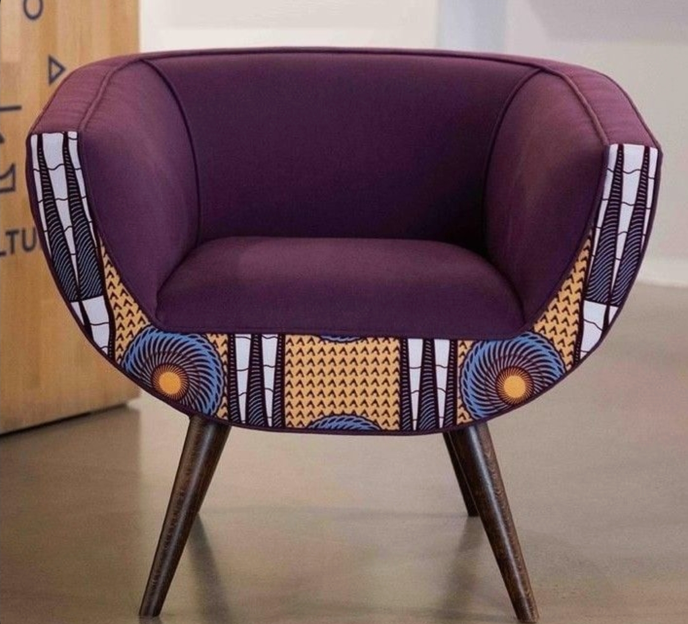 SC-21 (Sofa Chair Full Upholstery)