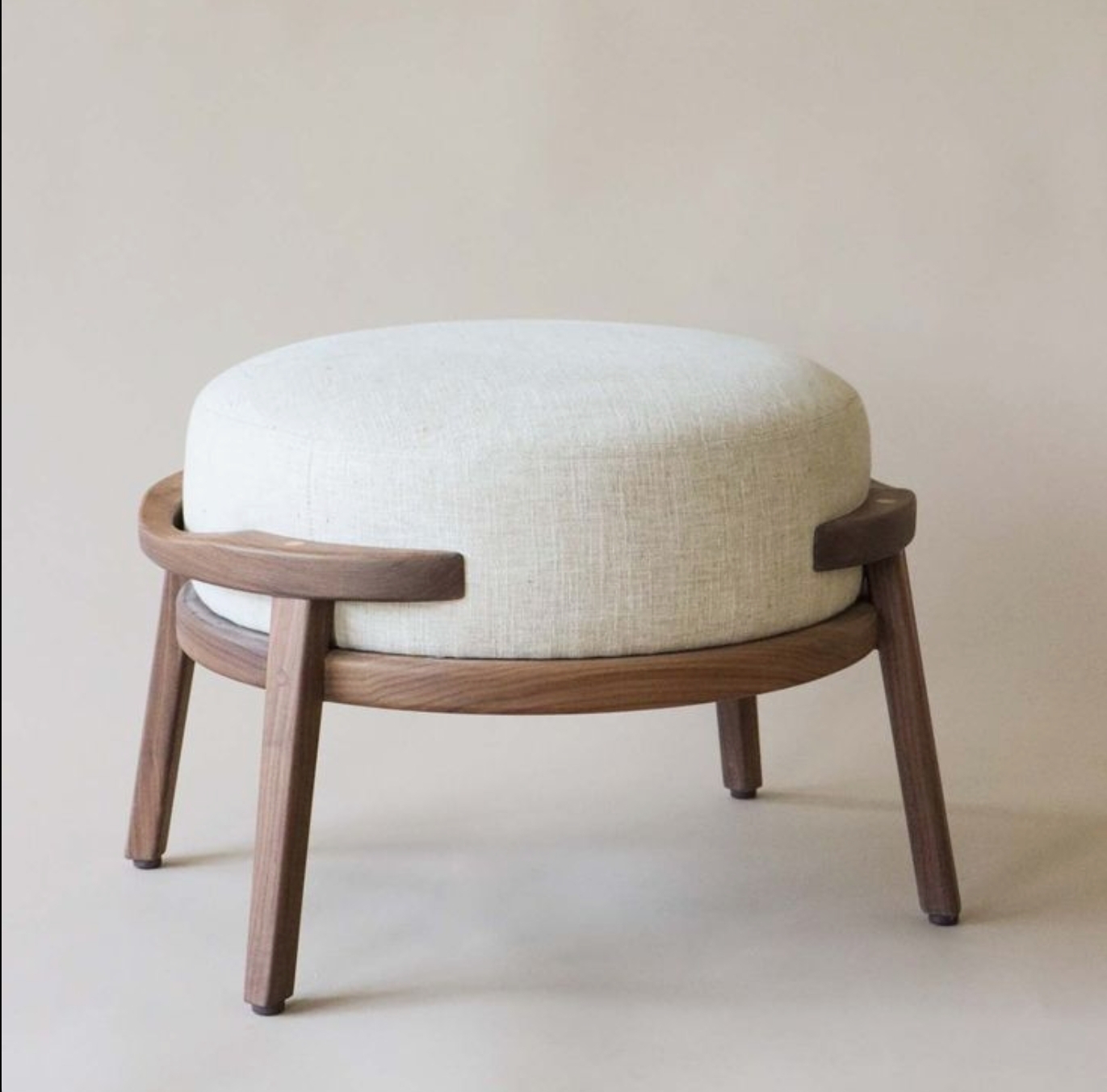 Ot-S-015 (Ottoman Stool Wooden Base)